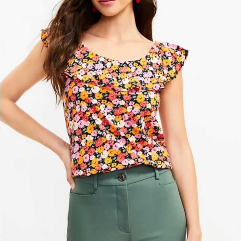 #61 NWT LOFT Floral Ruffle Tank Top size Small